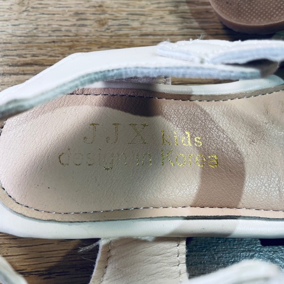 JJX Kids White Sparkle Bow Sandals Sz13 Rhinestone Pearl Embellished - Picture 5 of 8